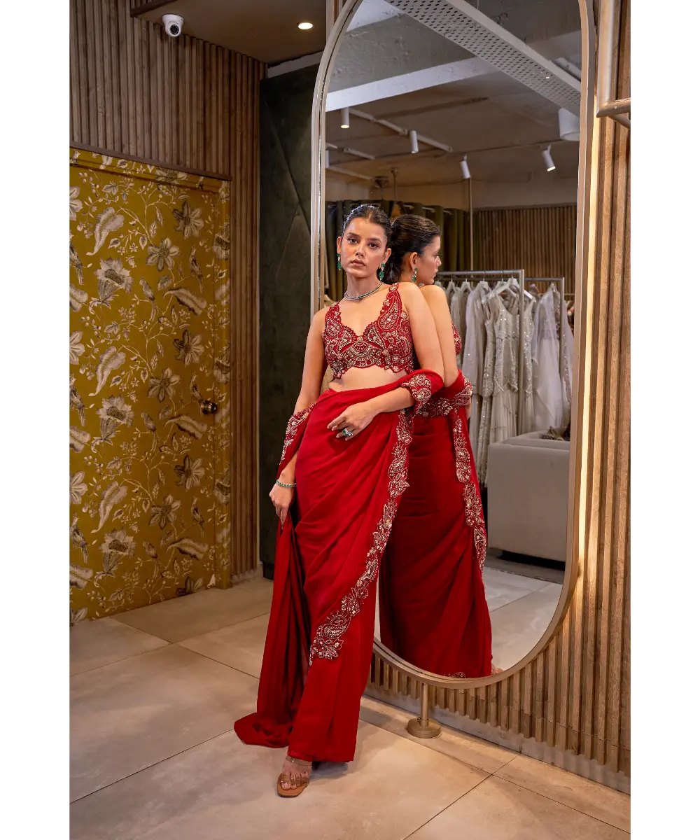 RIDHIMA BASIM - Raihana saree set